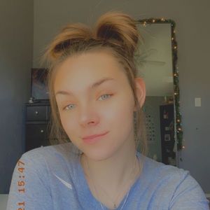 Meet your Posher, Kaylee